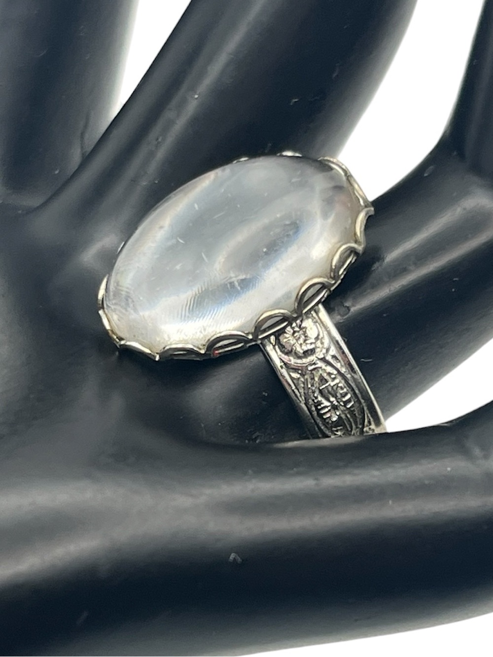 Silver tone ornate adjustable band ring oval cabochon faux stone vintage size 6